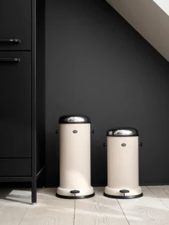 Pattumiera con funzione pedale Vipp16