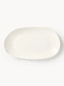 Piatto da portata in porcellana dalla forma organica Joana