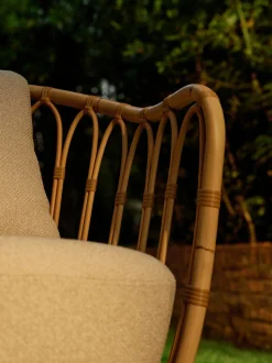 Poltrona da giardino imbottita Grace, intrecciata a mano