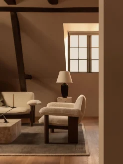 Poltrona lounge in lana e legno di quercia Brasilia