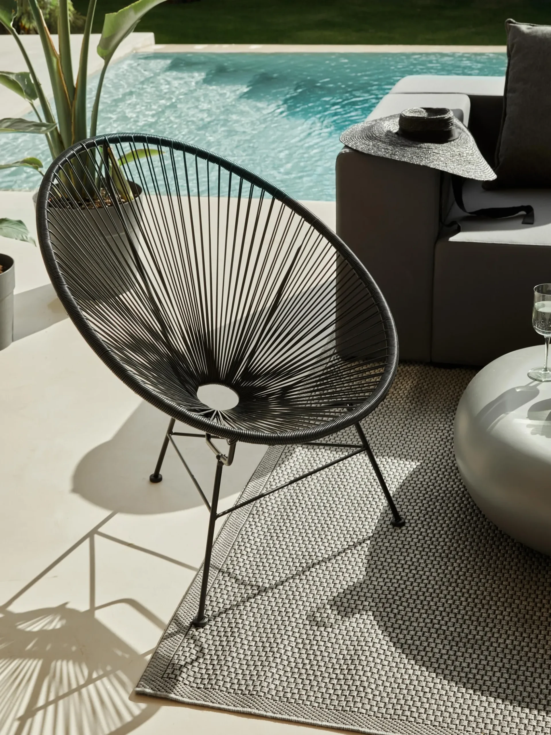 Poltrona lounge in plastica intrecciata Bahia