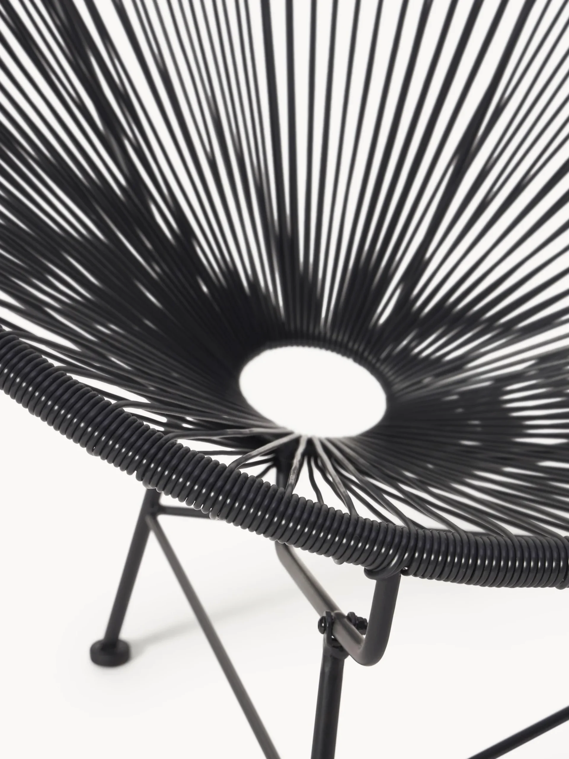 Poltrona lounge in plastica intrecciata Bahia