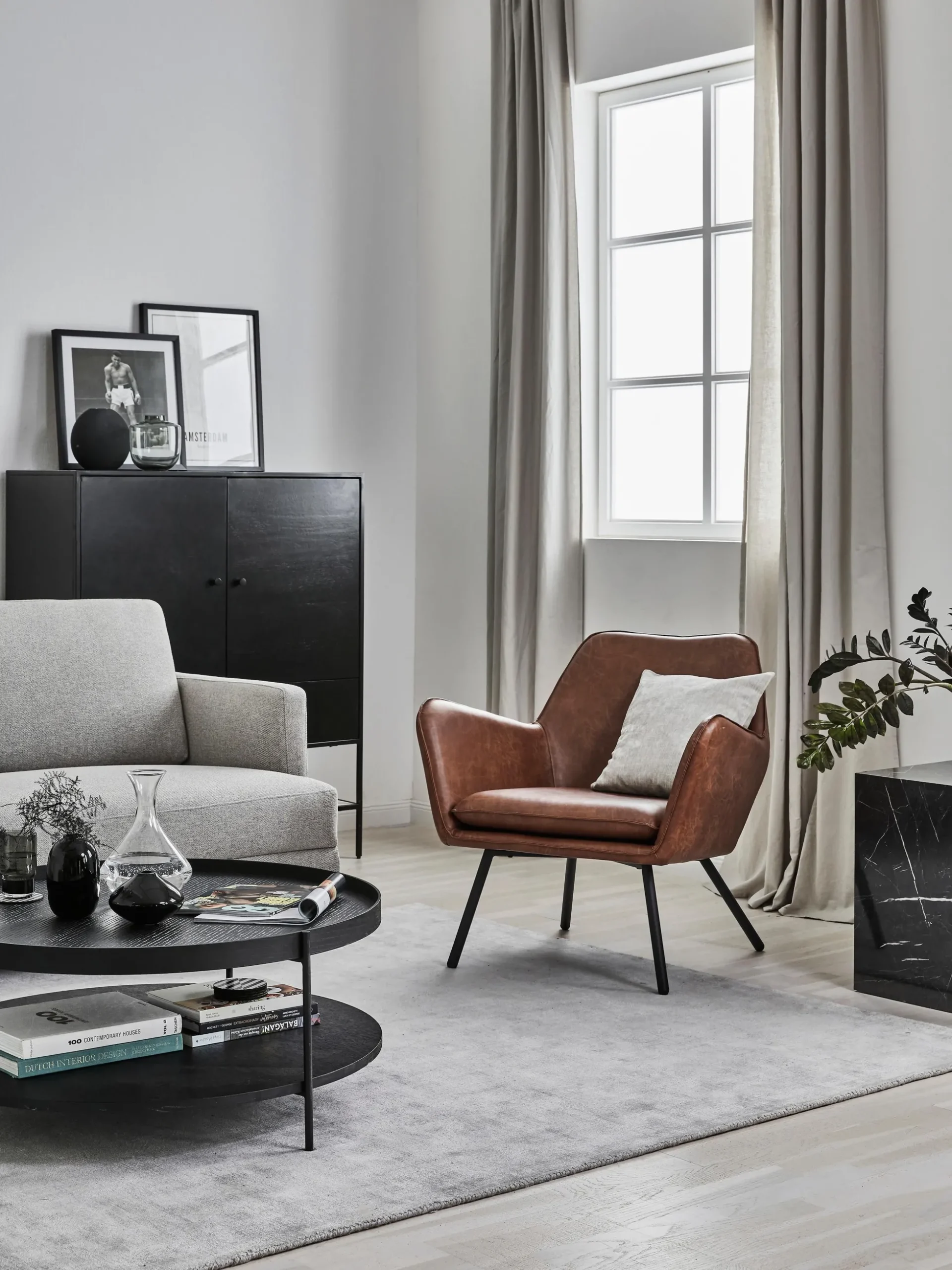 Poltrona lounge in similpelle Bon