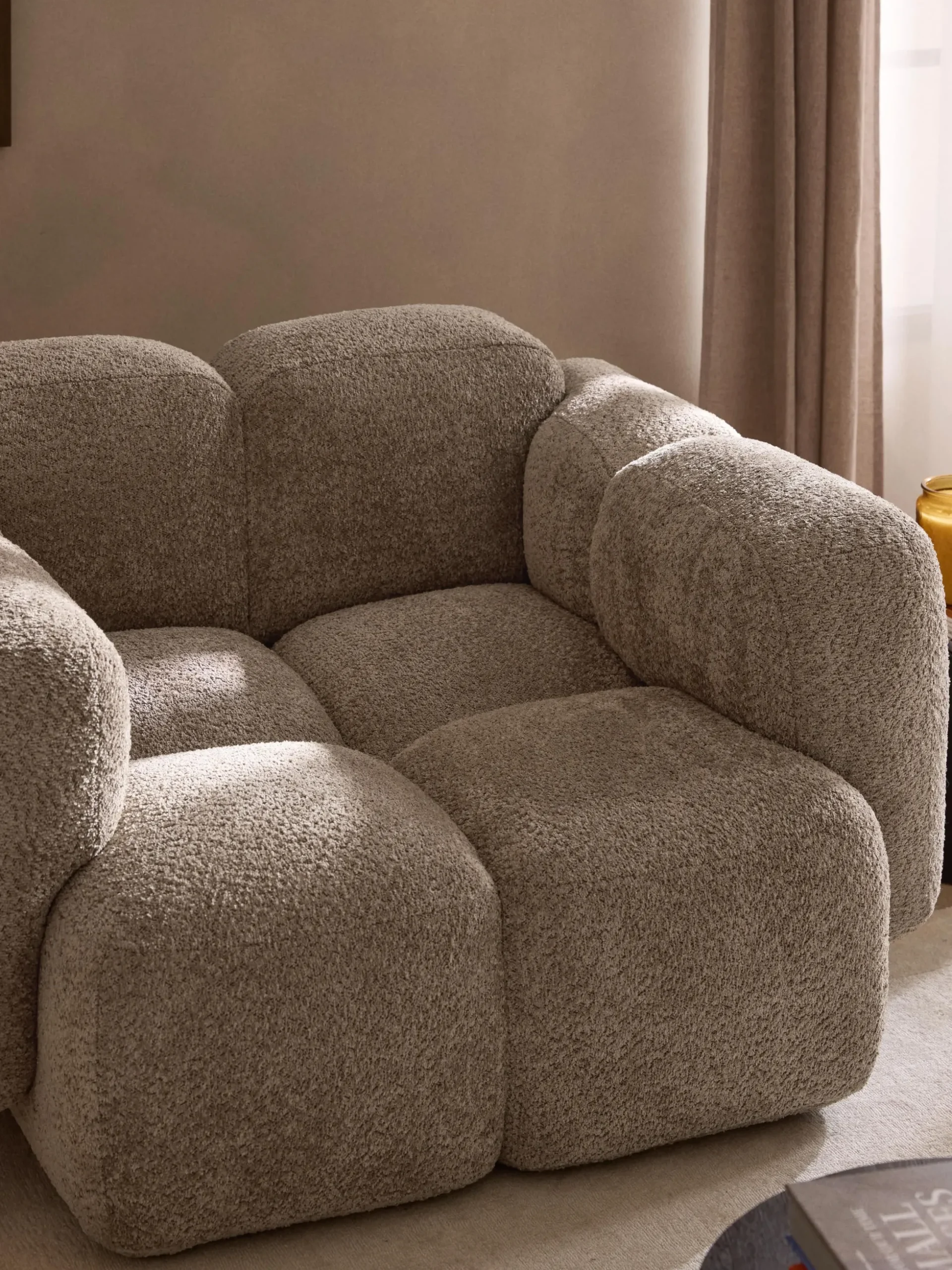 Poltrona lounge in teddy-bouclé Tayla