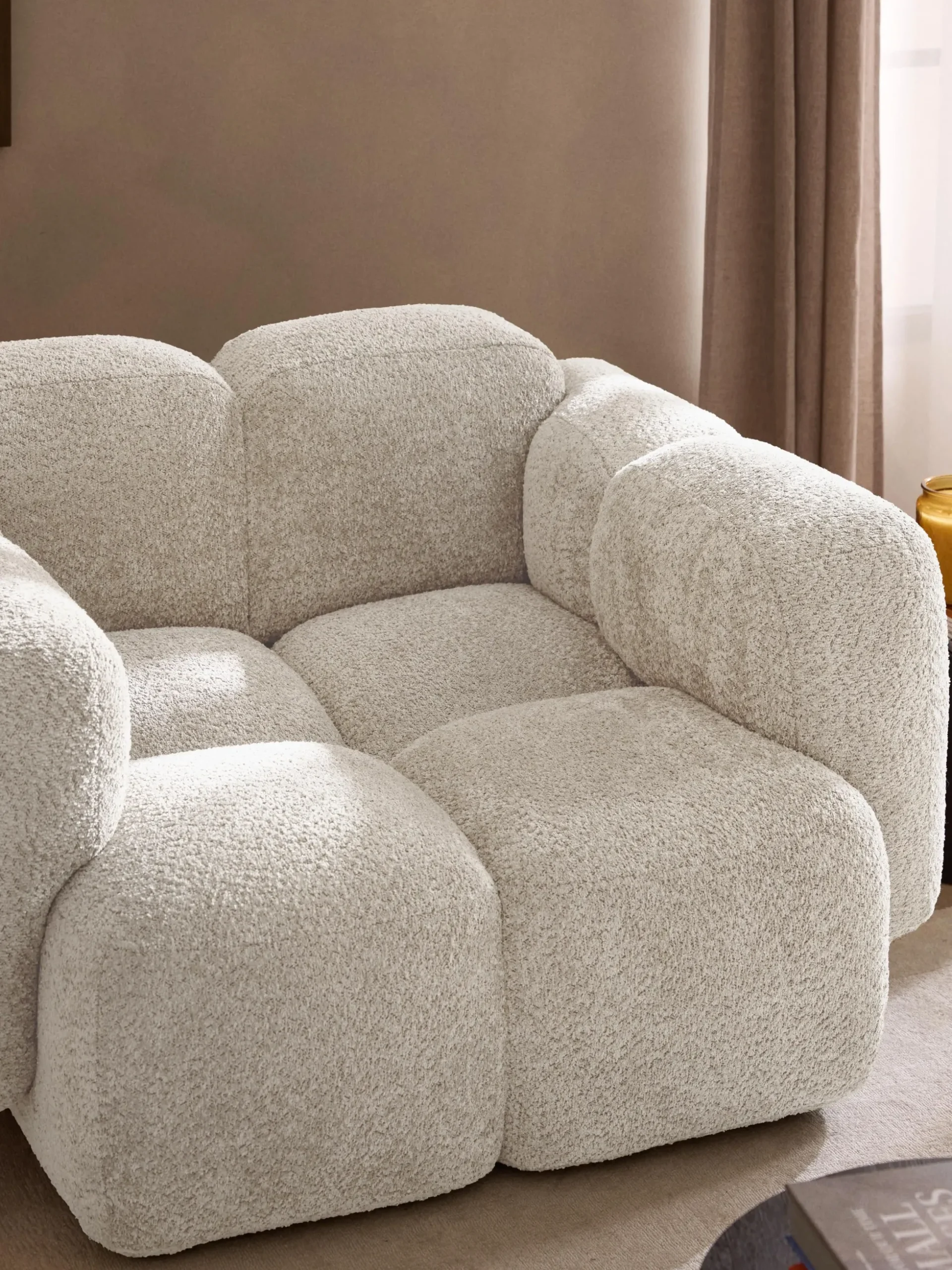 Poltrona lounge in teddy-bouclé Tayla