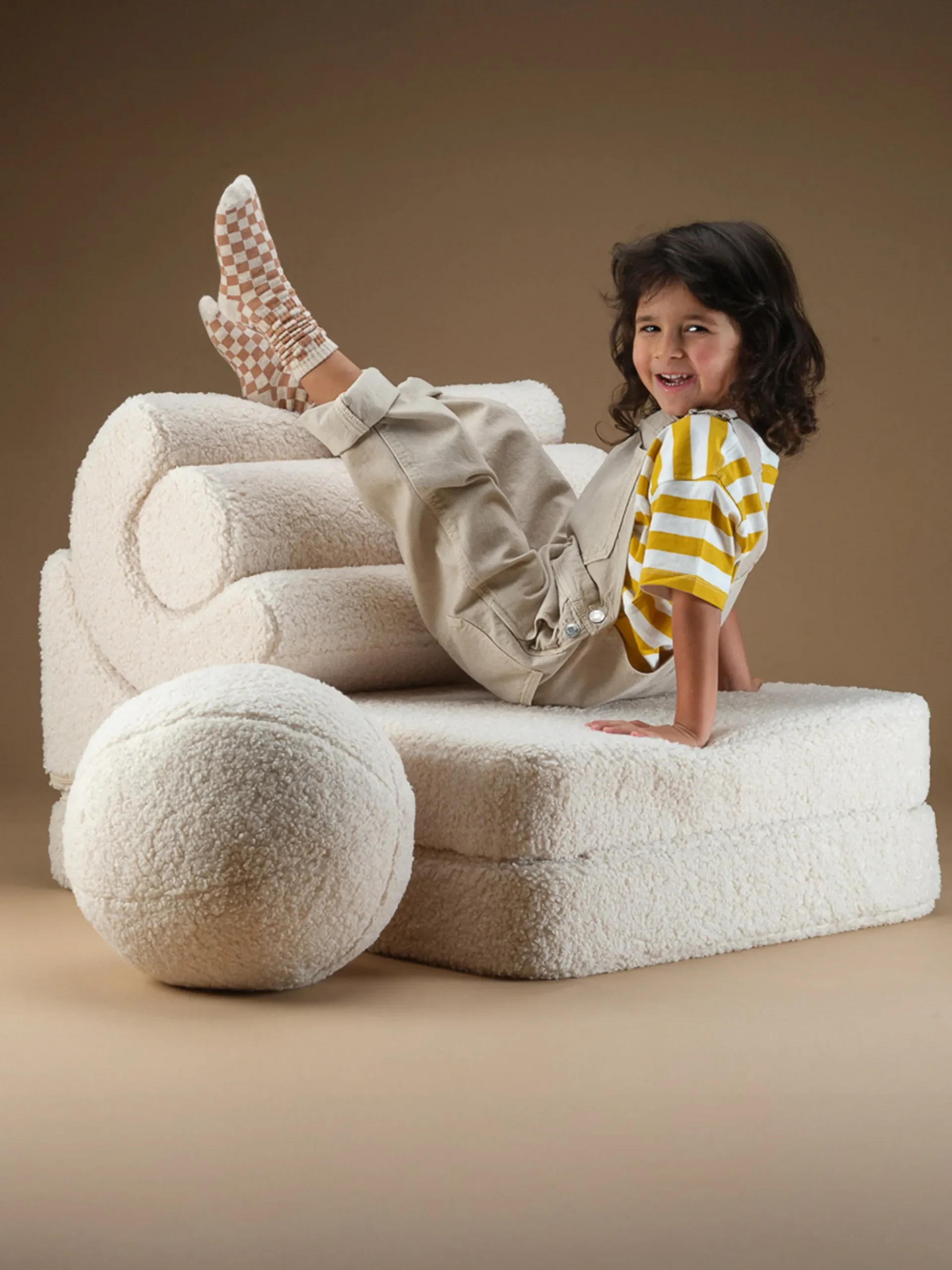 Poltrona pieghevole per bambini in teddy fatta a mano Flipster