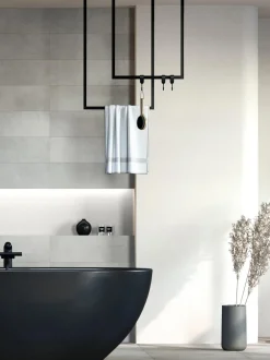 Portasciugamani da soffitto in metallo Tensi