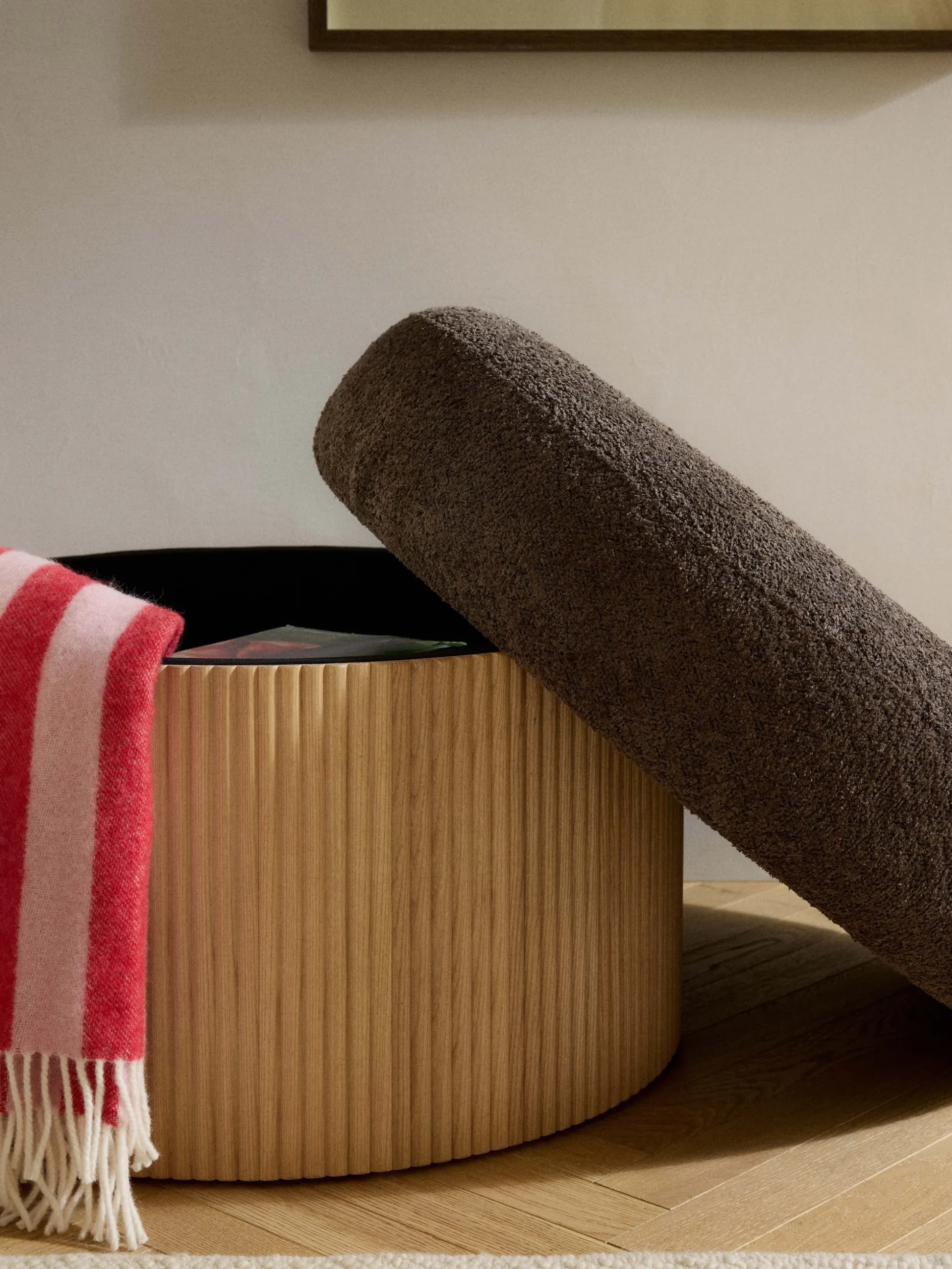 Pouf grande imbottito con contenitore Nala
