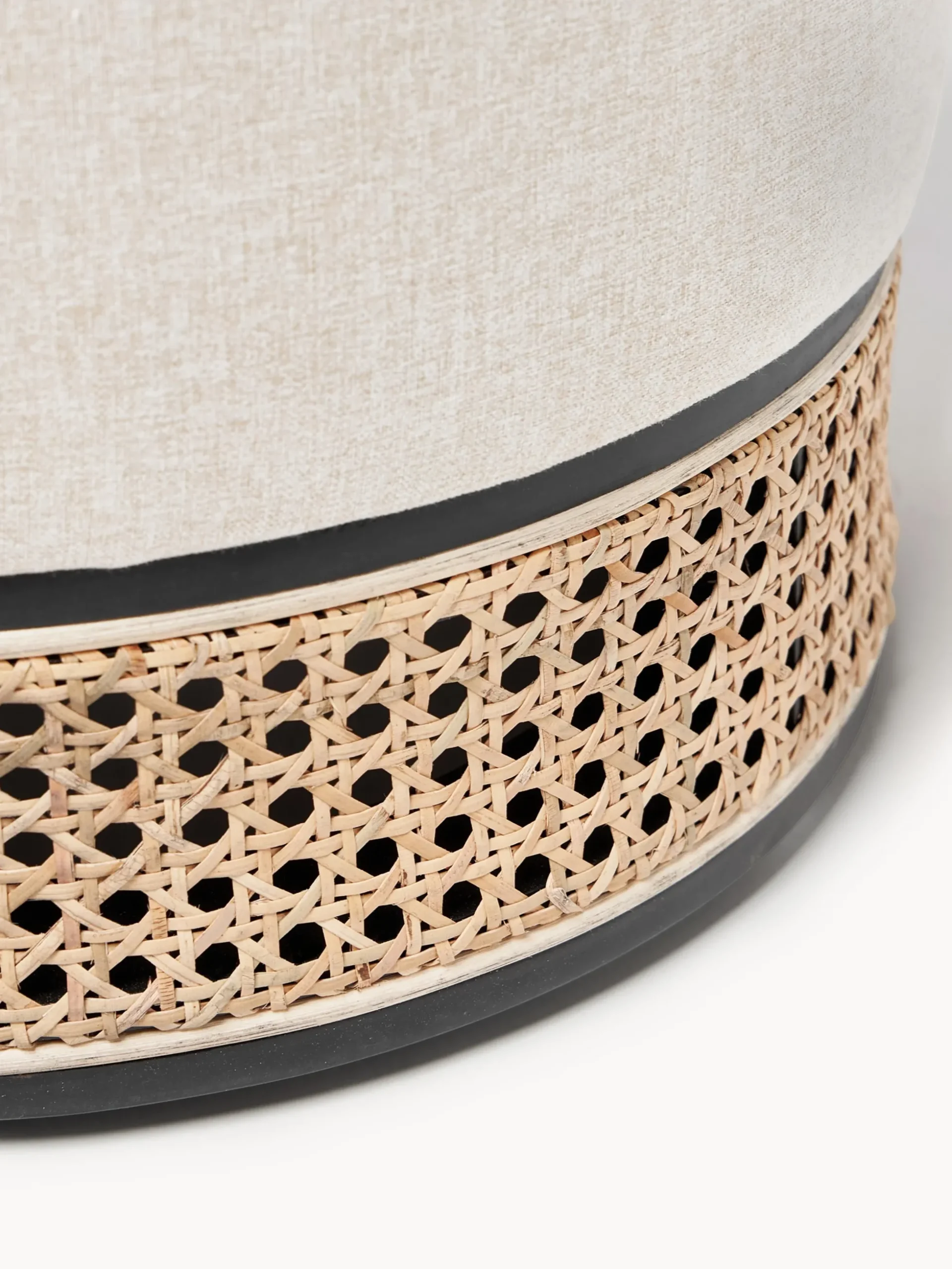 Pouf imbottito con intreccio viennese Mara