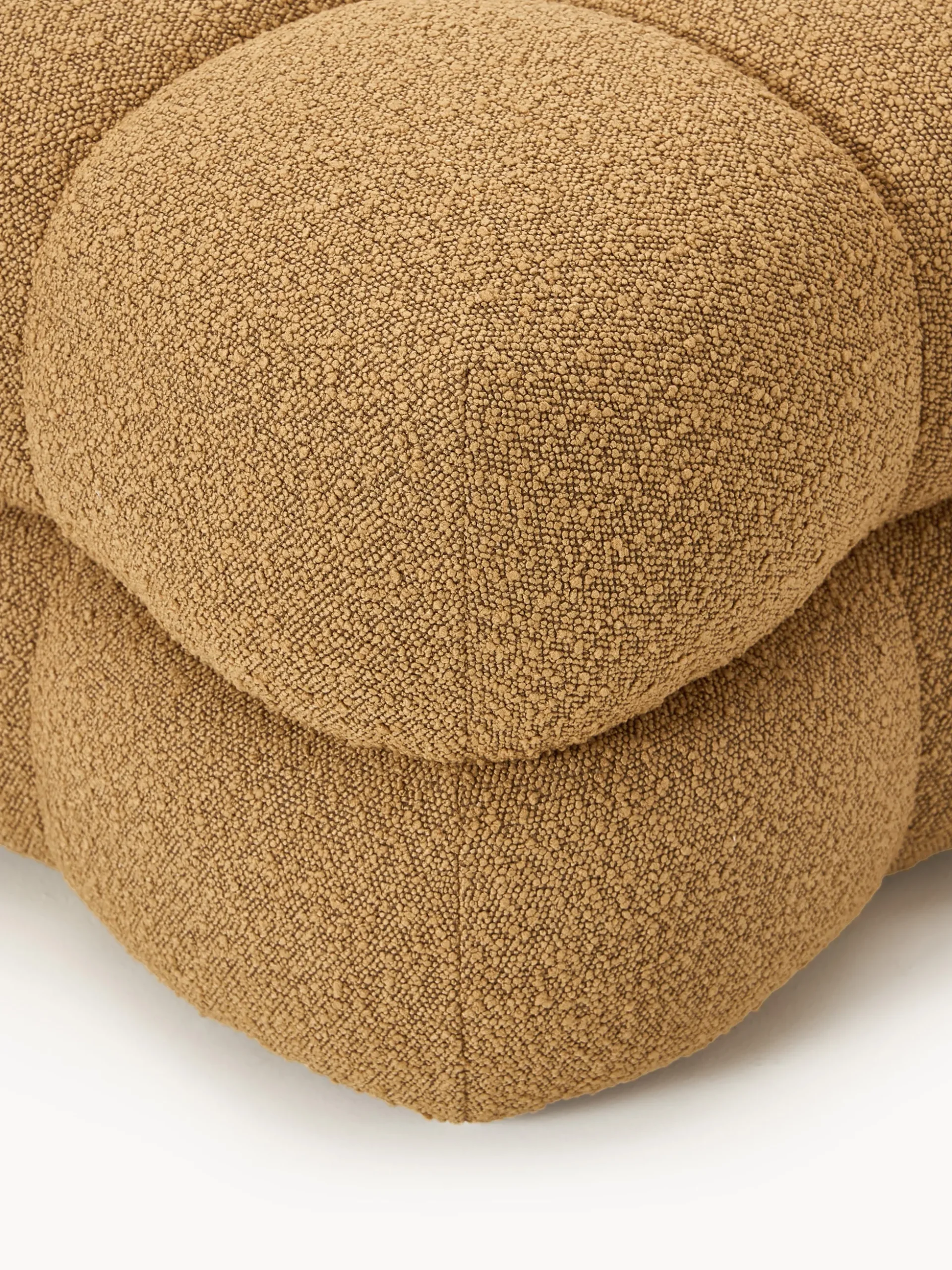 Pouf imbottito in bouclé Ellie