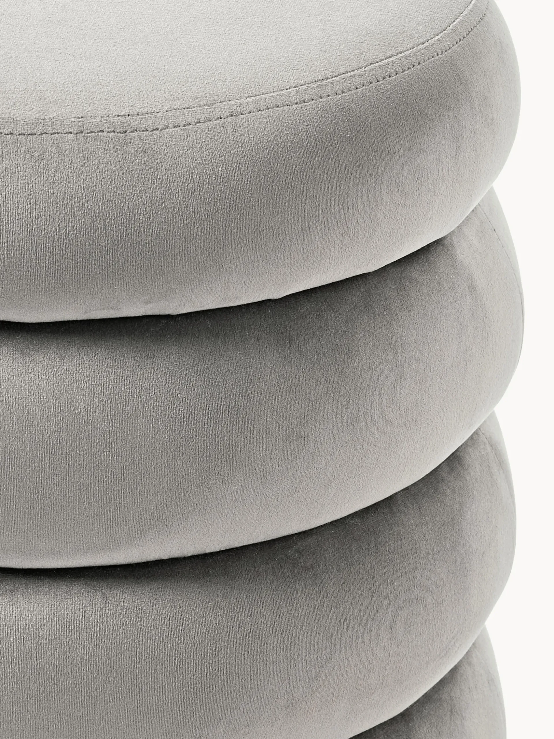 Pouf imbottito in velluto con contenitore Alto
