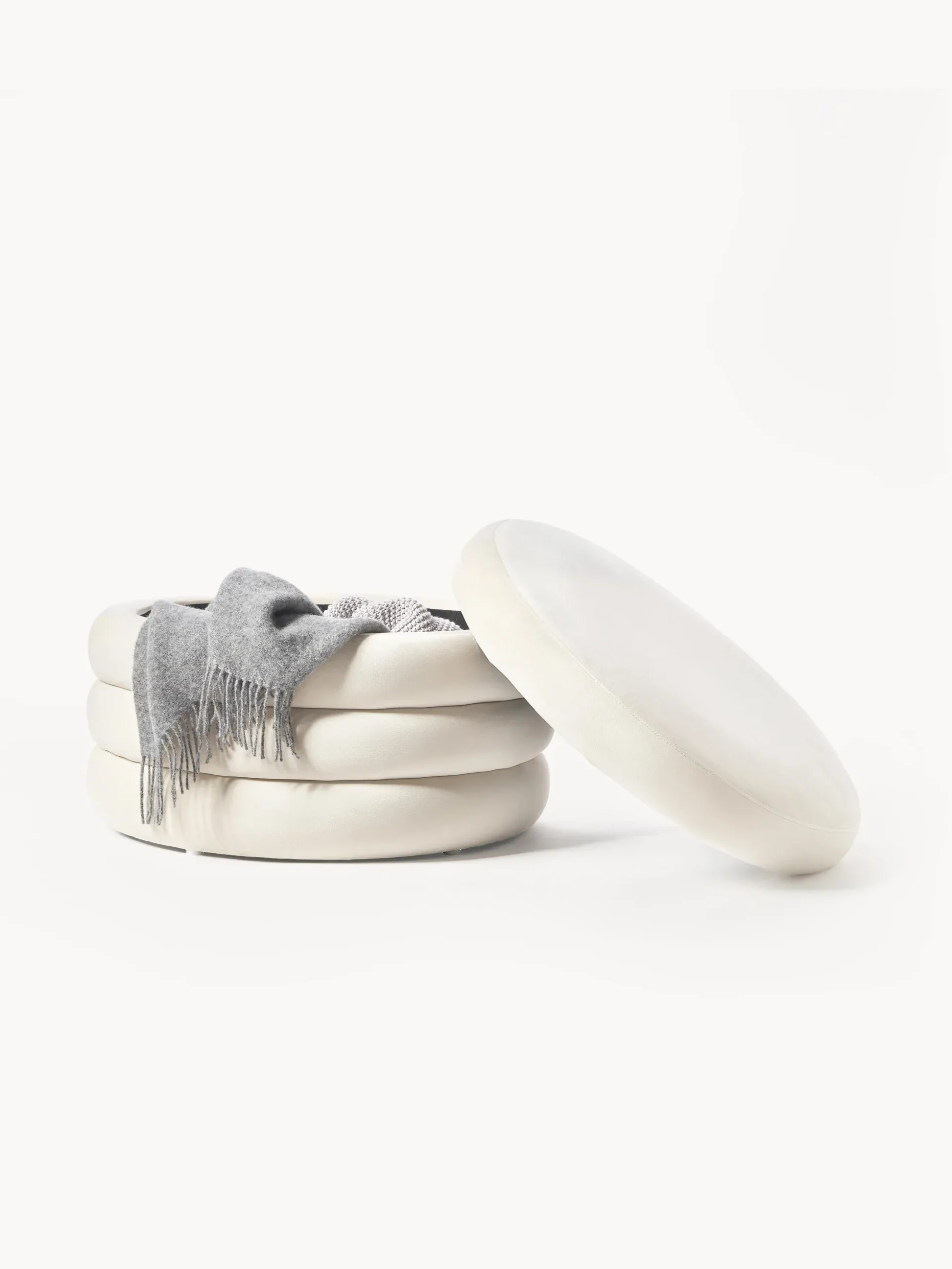 Pouf imbottito XLin velluto con vano contenitore Alto