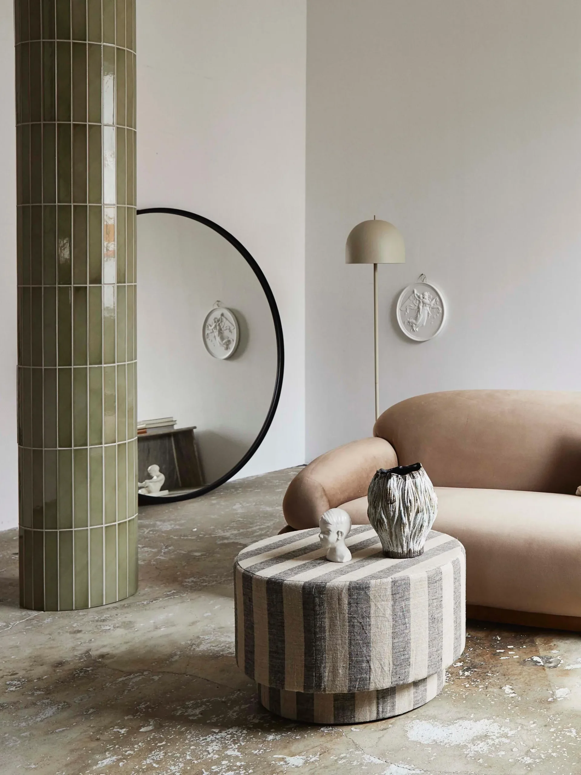 Pouf in lino Ladoga