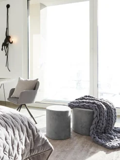Pouf in velluto Daisy