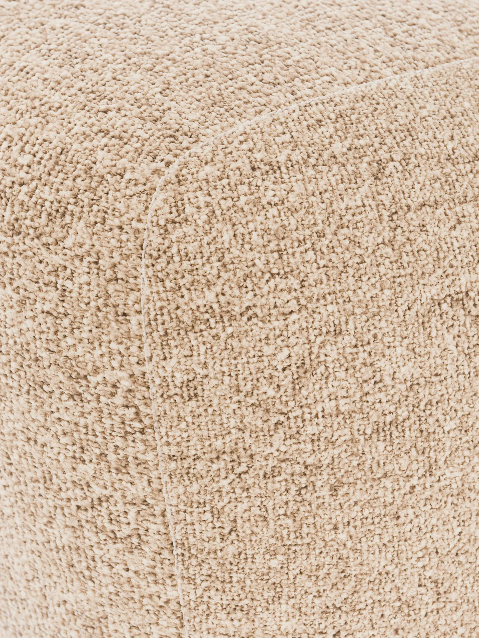 Pouf ovale in bouclé Wolke