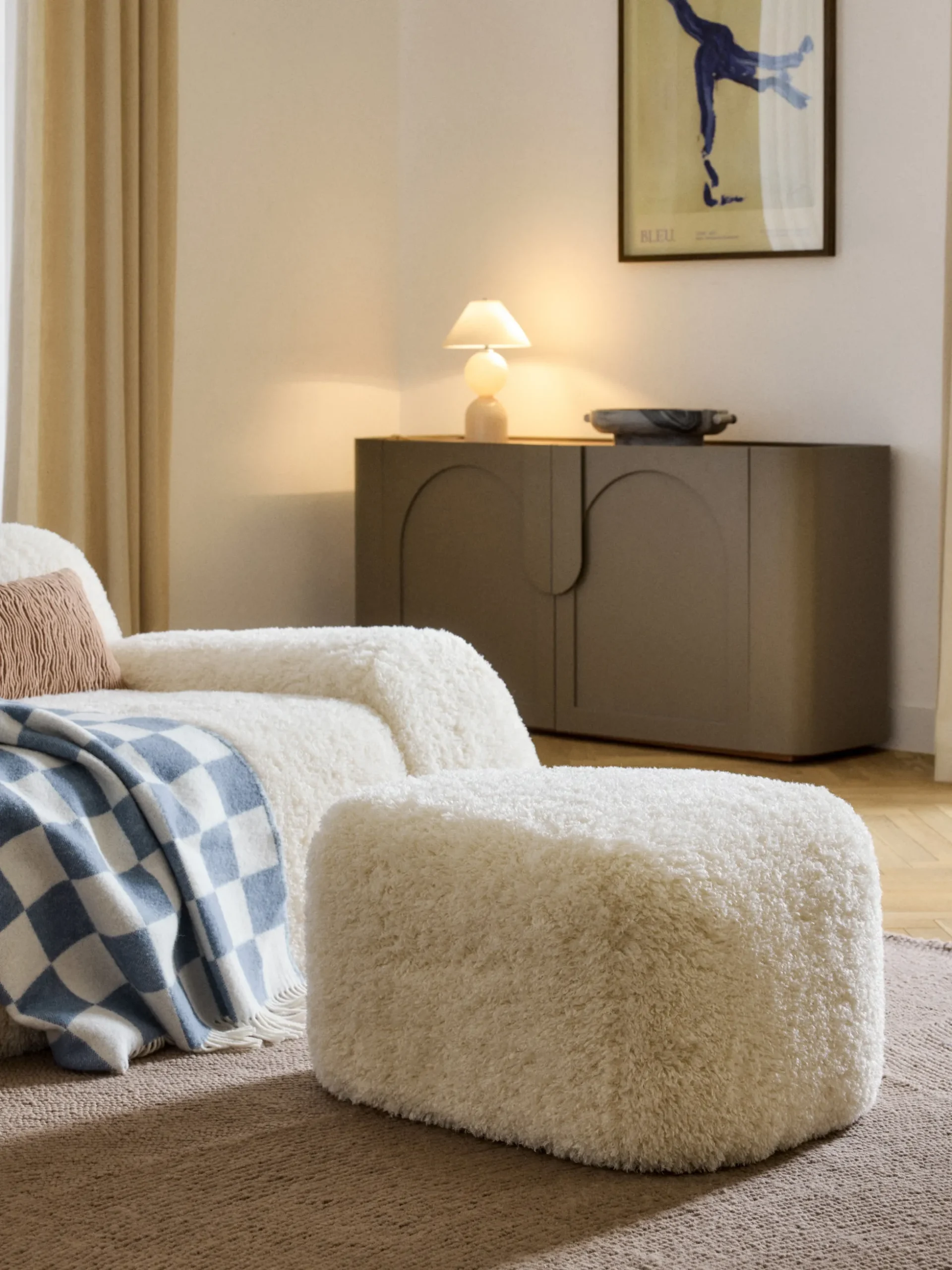 Pouf ovale in teddy Wolke