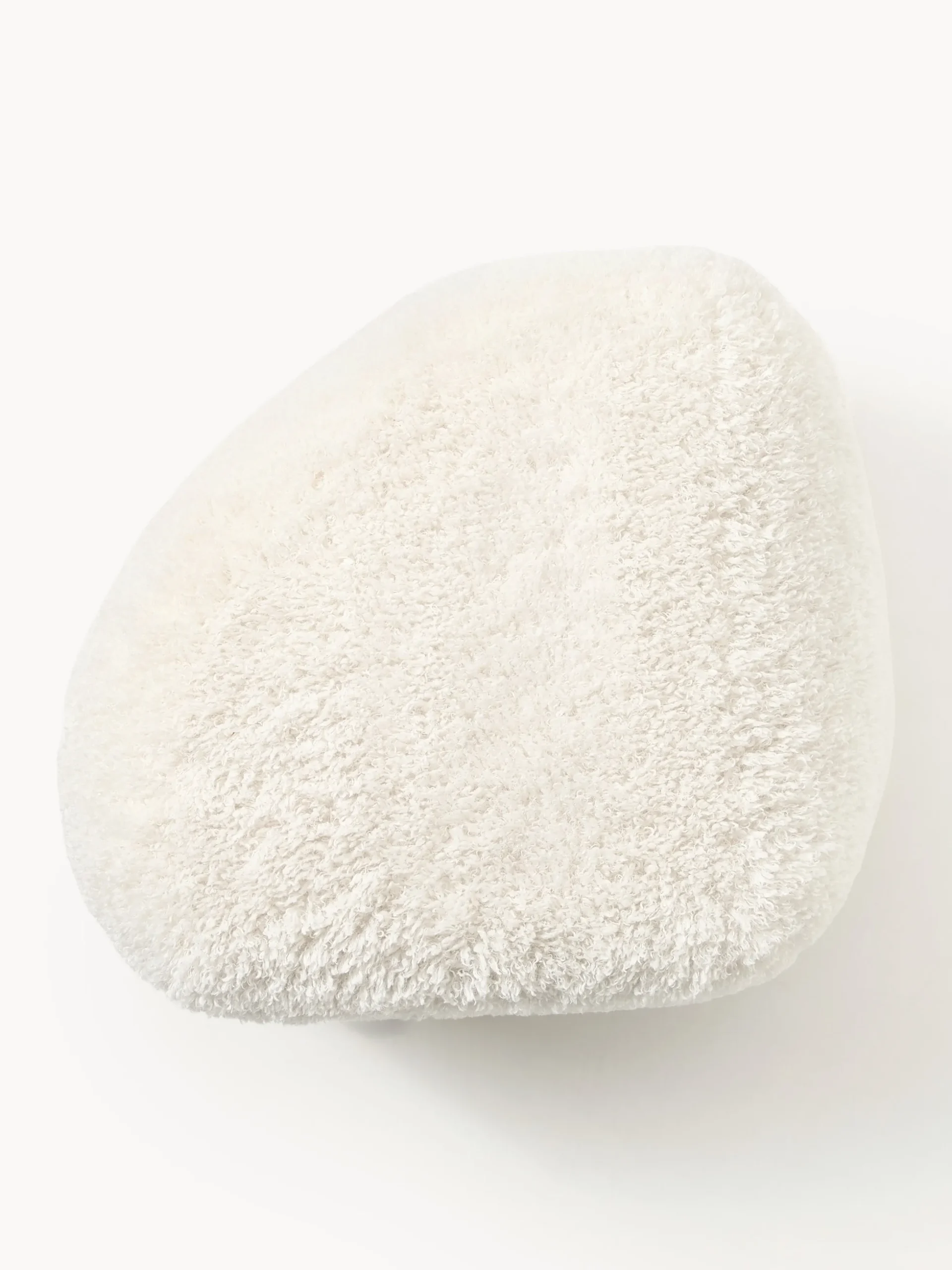 Pouf ovale in teddy Wolke
