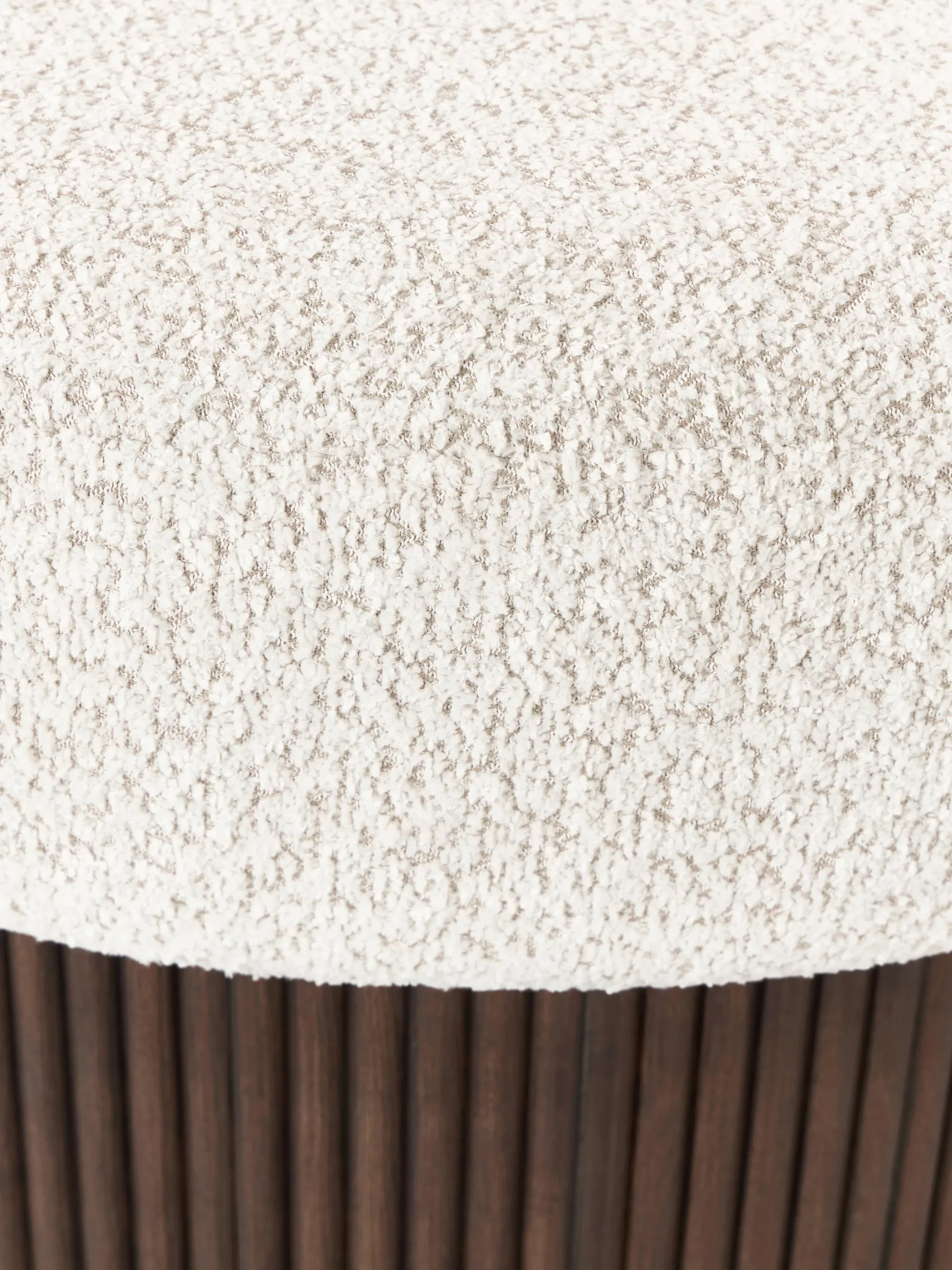 Pouf grande imbottito con contenitore Nala