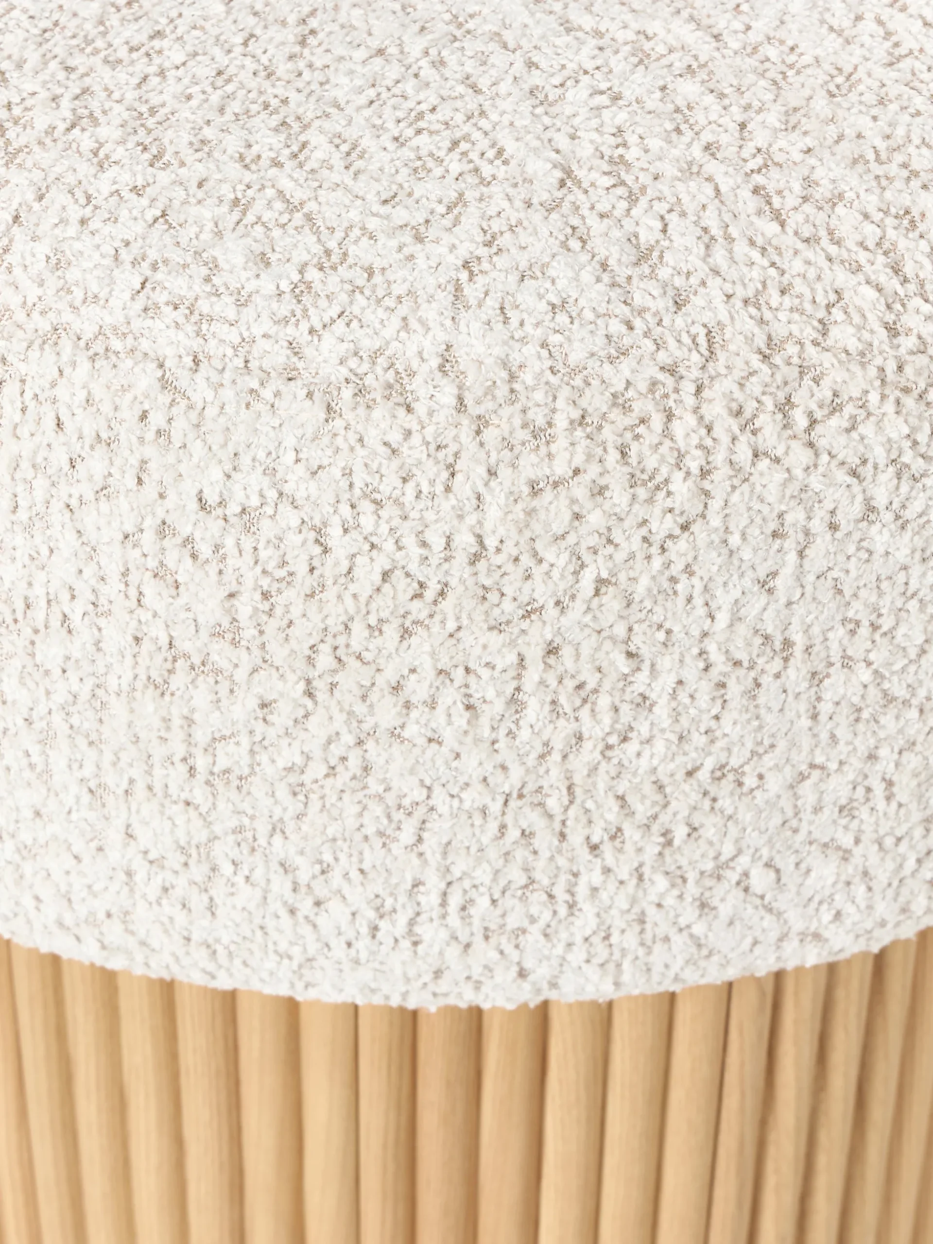 Pouf imbottito con contenitore Nala
