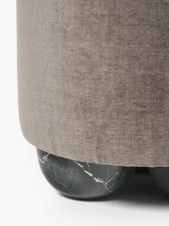 Pouf imbottito con piedini a sfera effetto marmo Lino