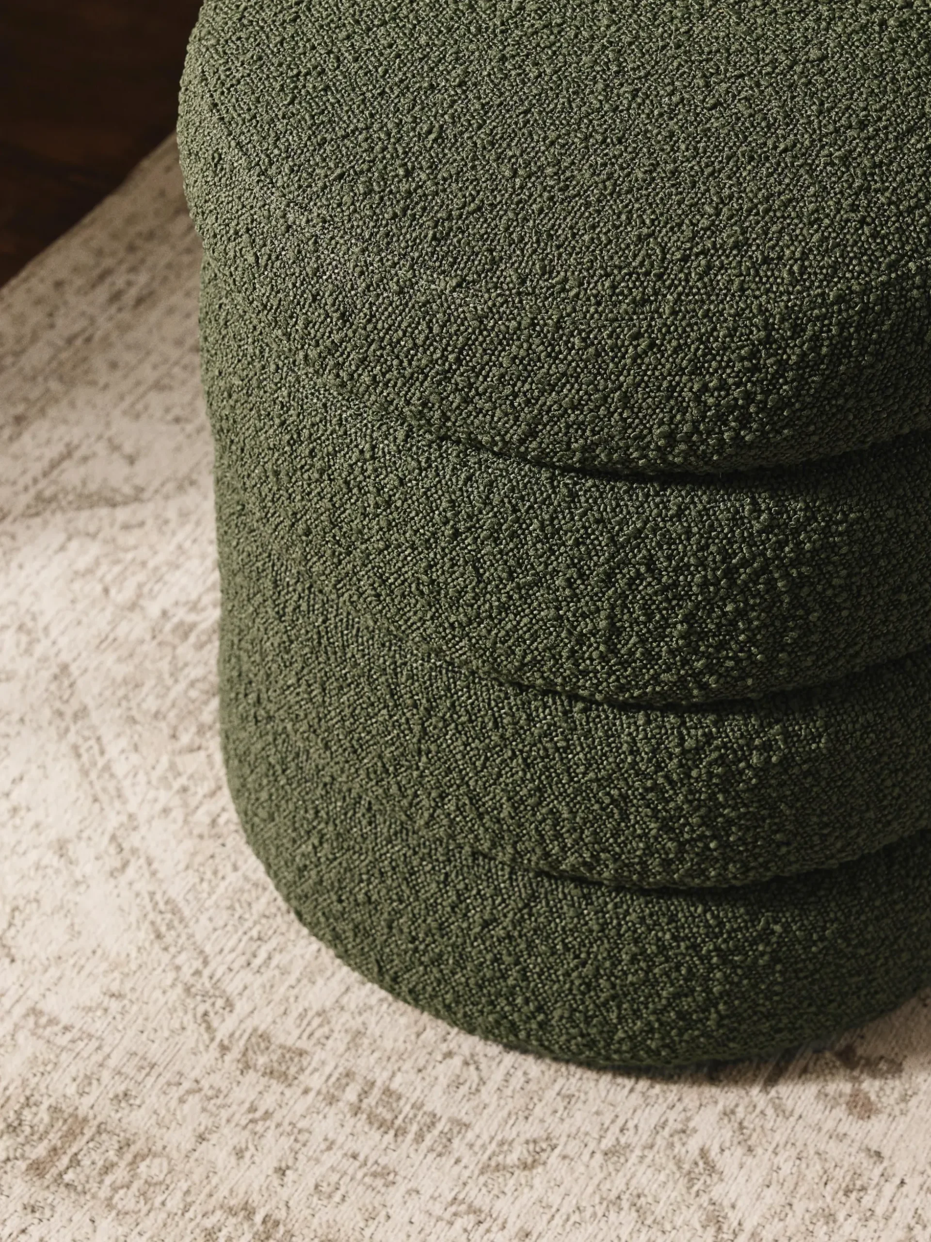 Pouf imbottito in teddy con contenitore Alto
