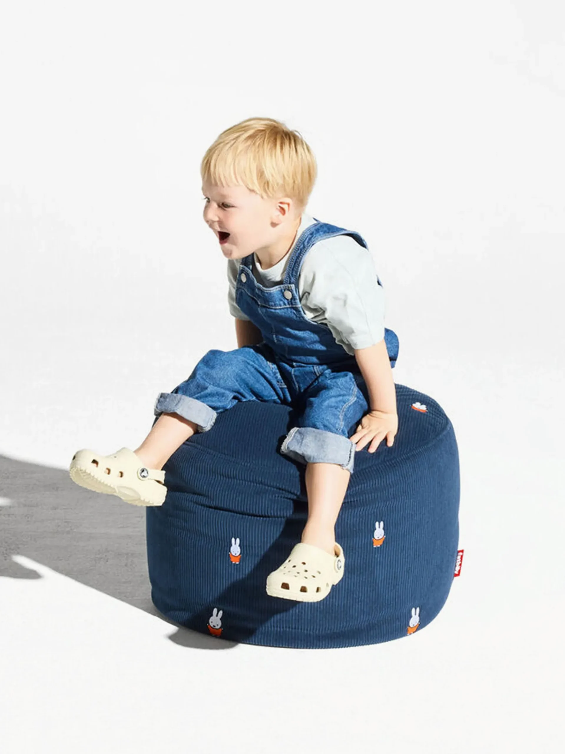 Pouf in velluto a coste per bambini Miffy