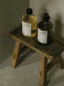 Sapone per le mani Columnae (vetiver, pepe nero, arancia amara e tuja)