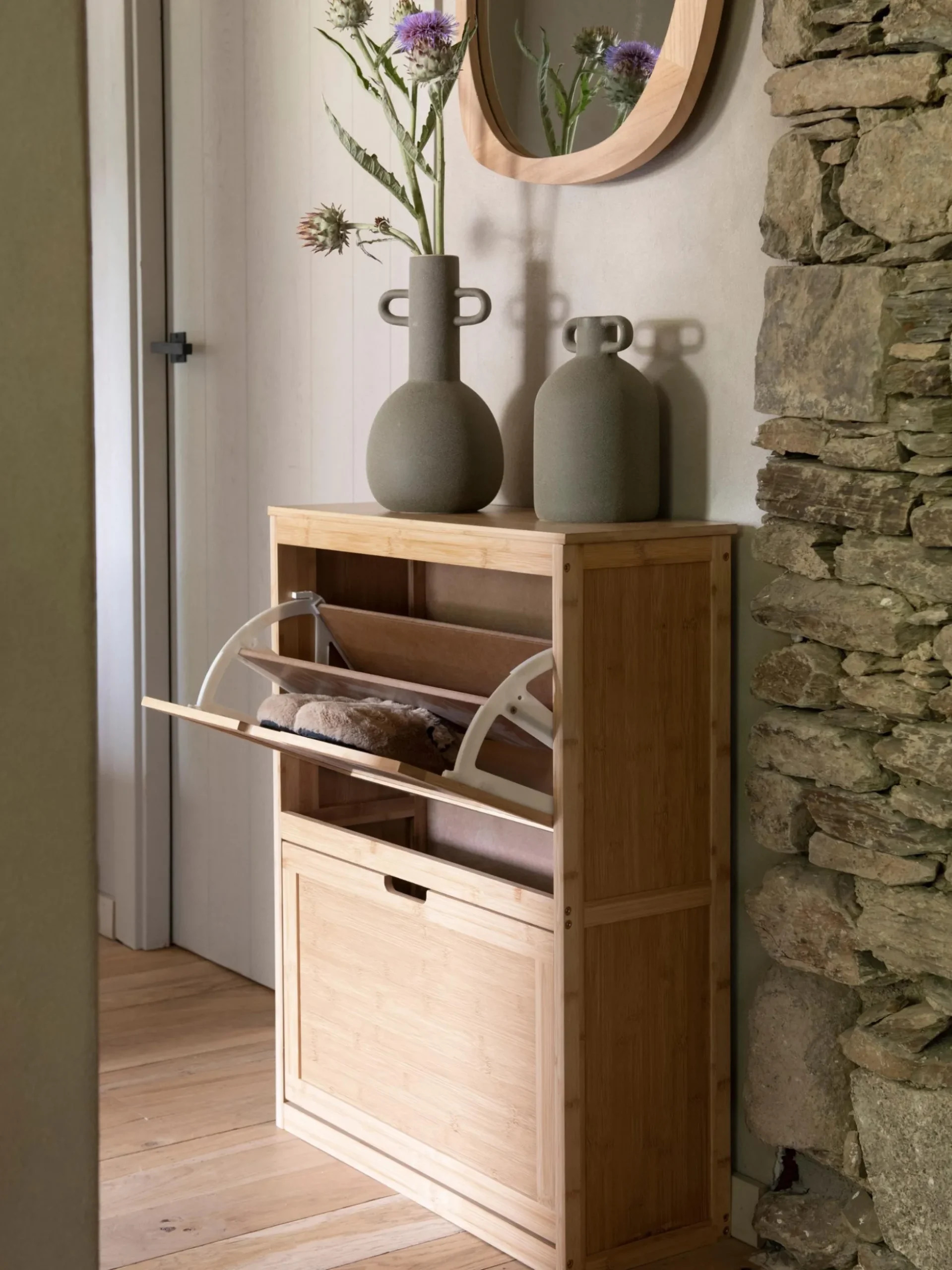 Scarpiera da parete in legno di bambù Kedar