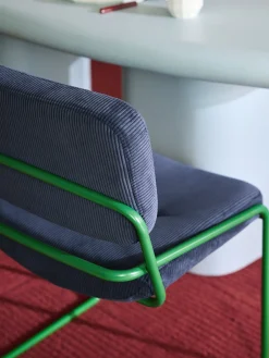 Sedia cantilever in velluto a coste Don