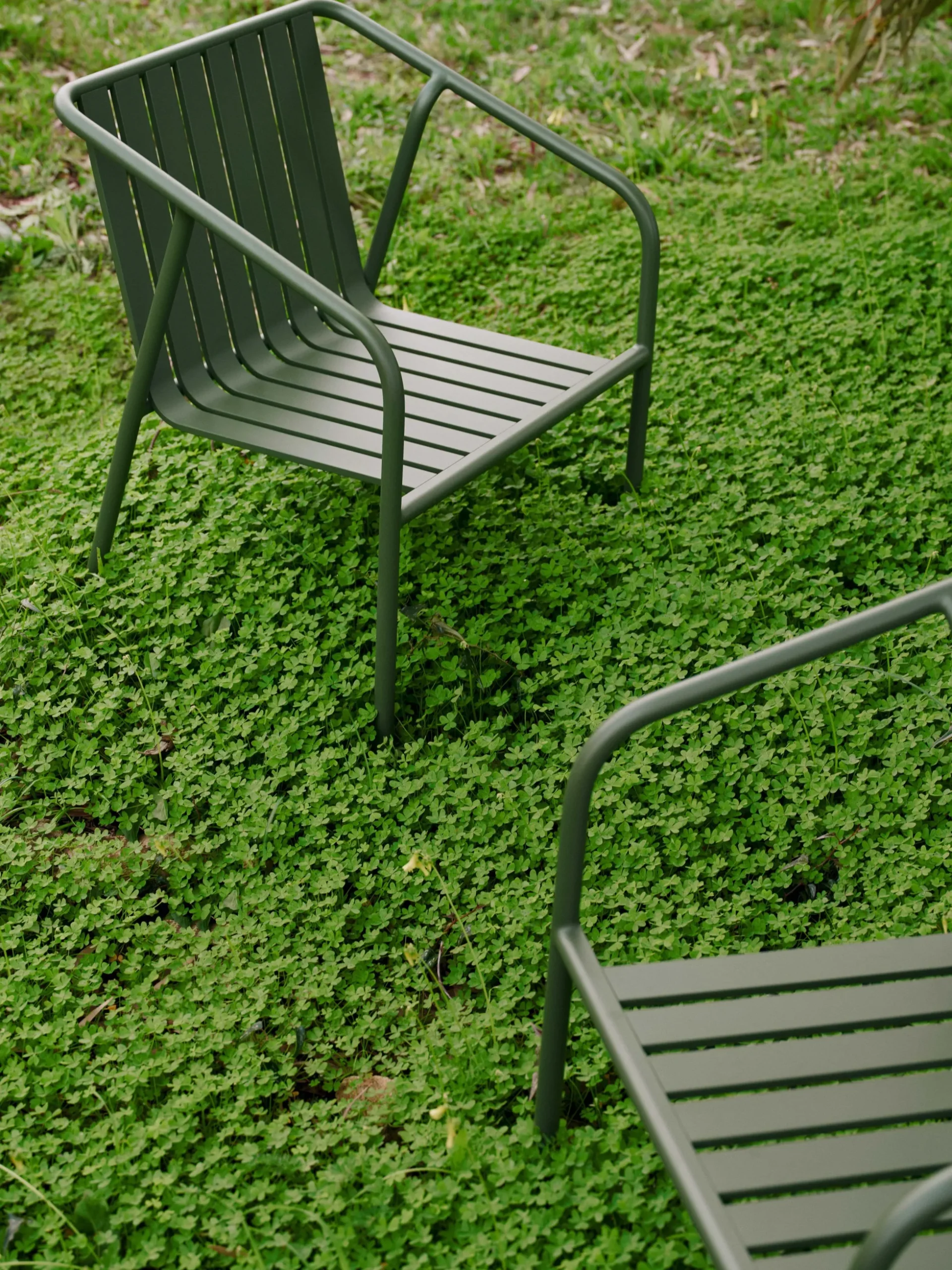 Sedia con braccioli da giardino Caio