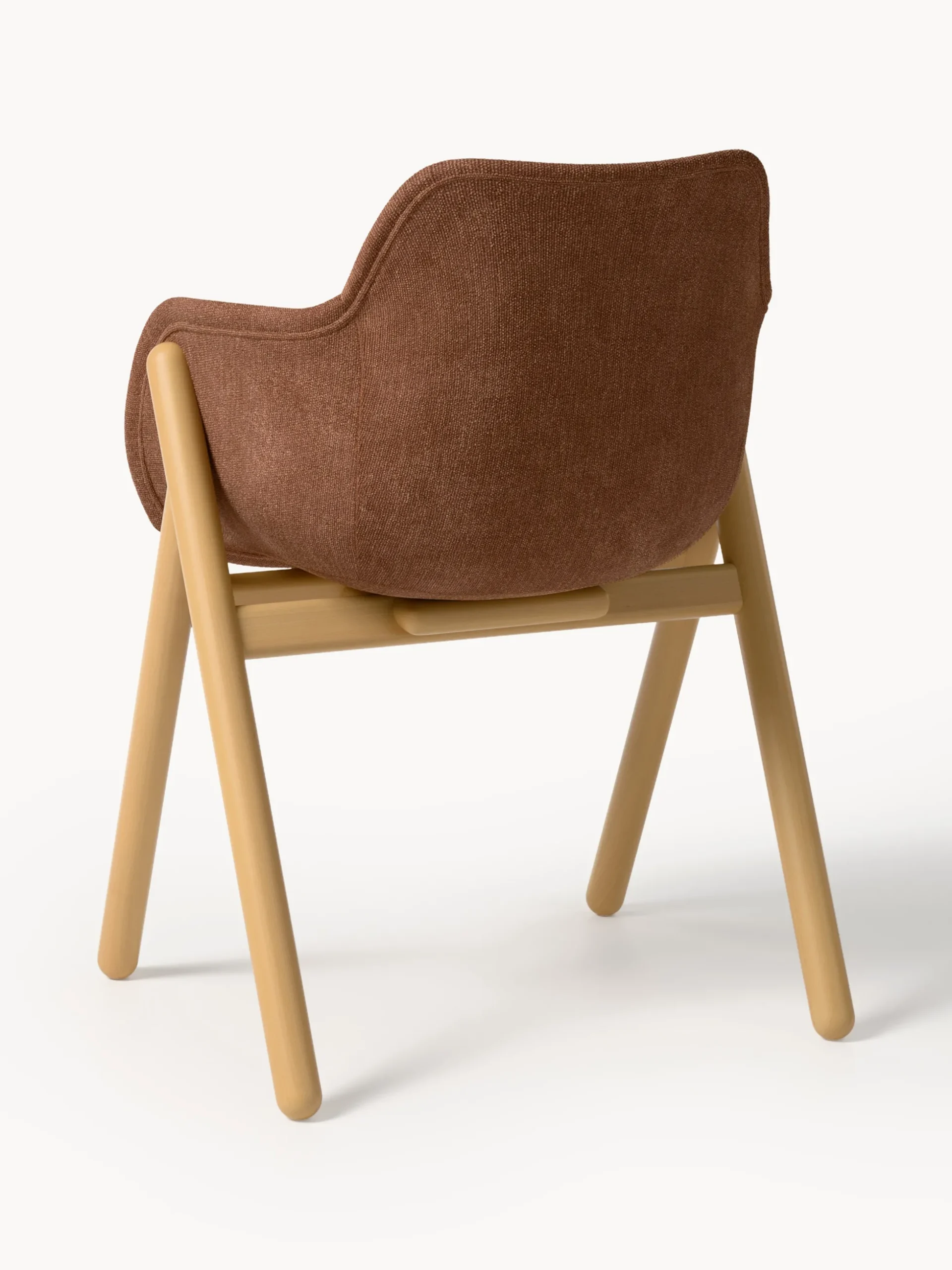 Sedia con braccioli imbottita Carmi