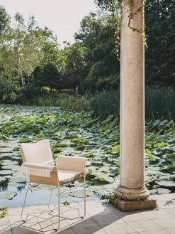 Sedia da giardino con braccioli Tropique