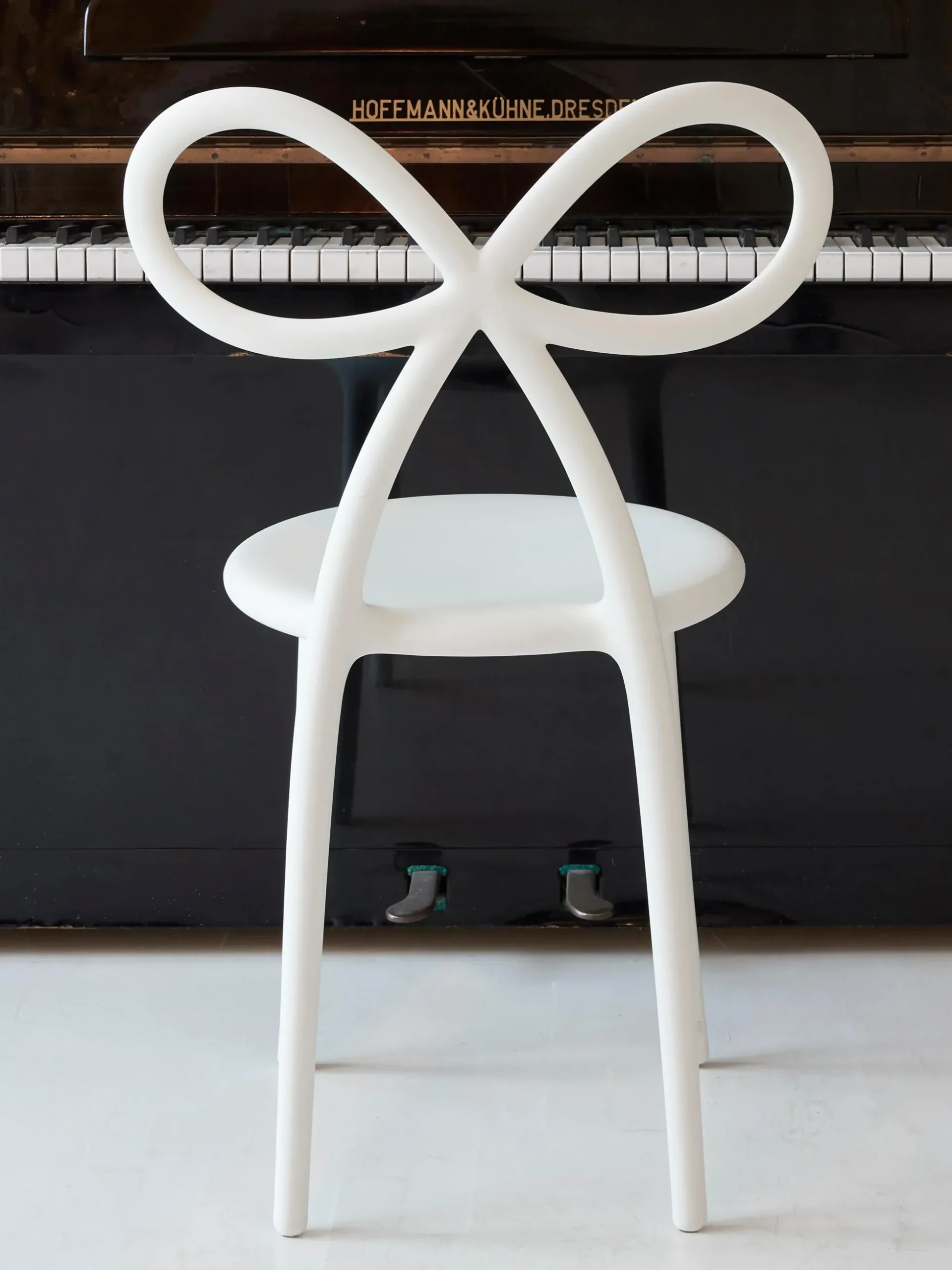Sedia di design Ribbon