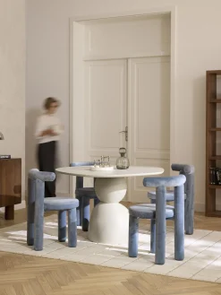 Sedia imbottita in velluto Calan