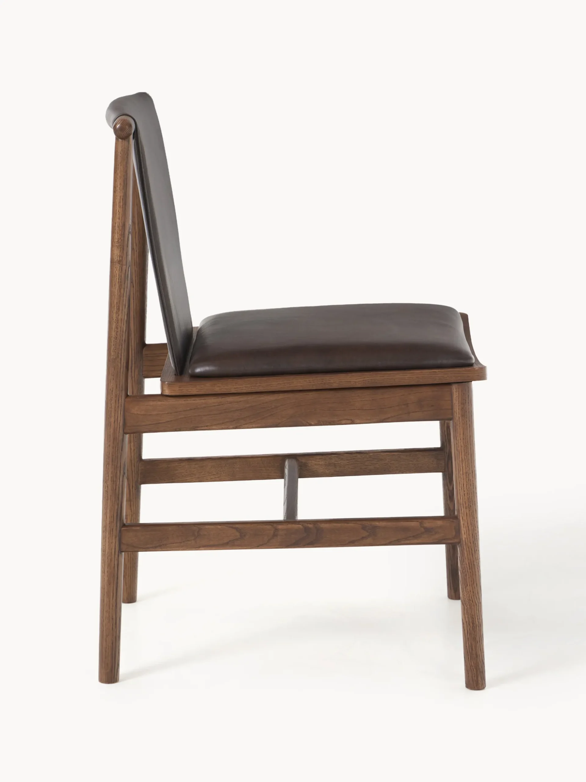 Sedia in legno di frassino con seduta in pelle Hayo