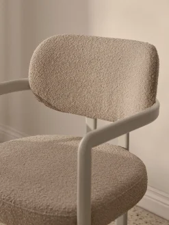 Sedia con braccioli in bouclé Adrien