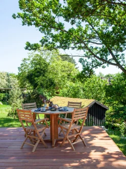 Sedia da giardino pieghevole in legno di teak con braccioli York