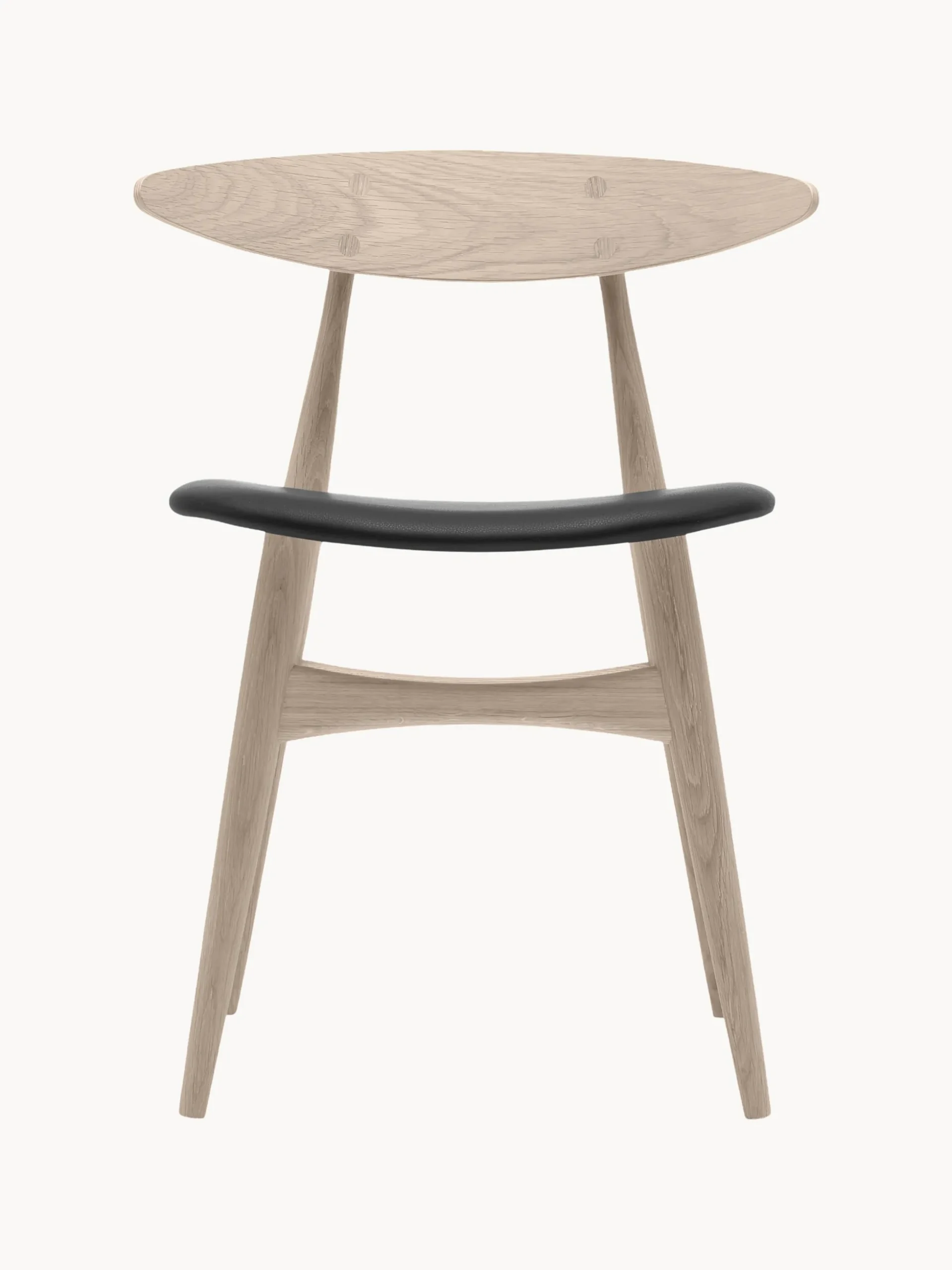 Sedia in legno con seduta in pelle CH33P