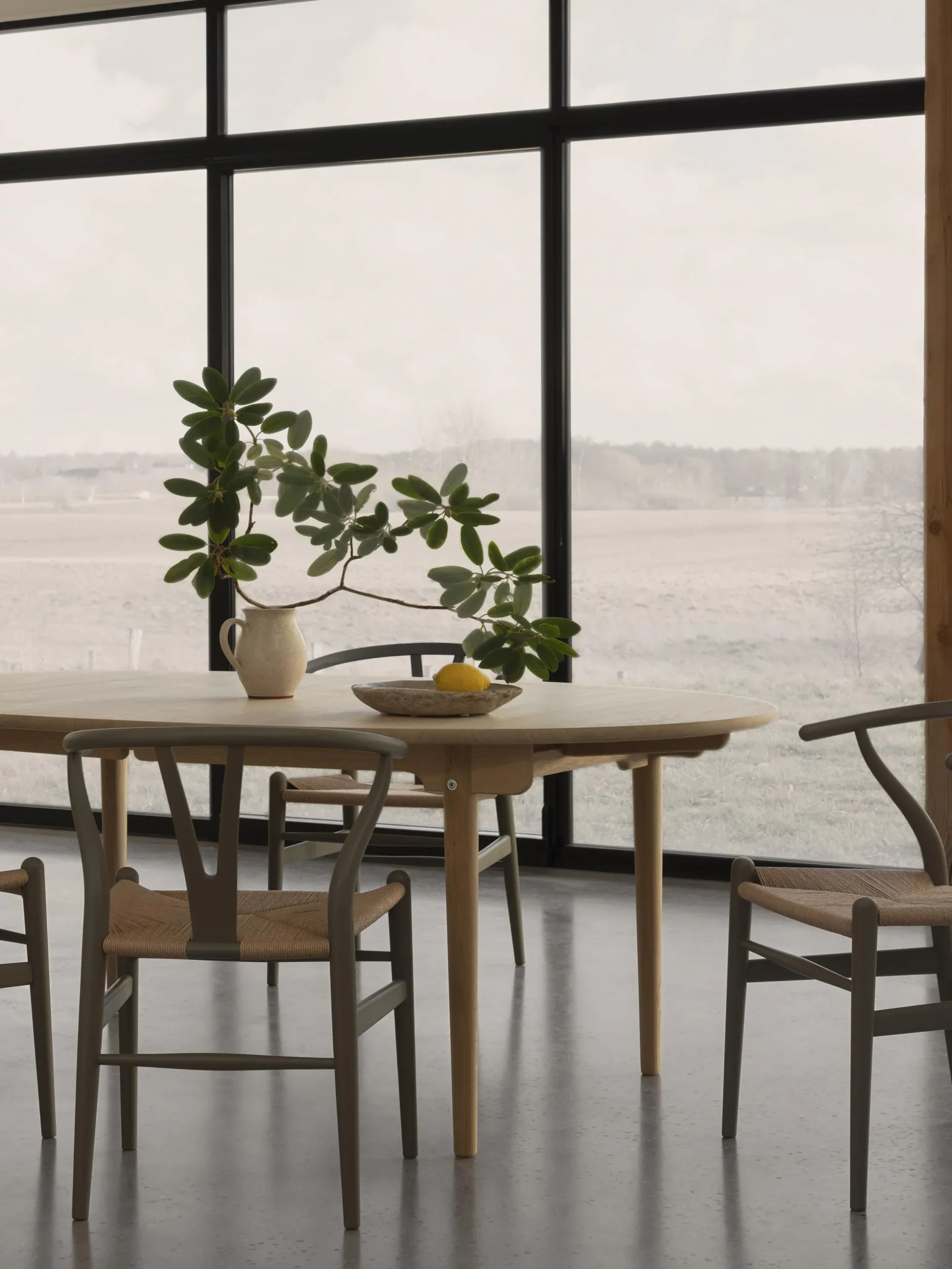 Sedia in legno con seduta intrecciata CH24 Wishbone Chair