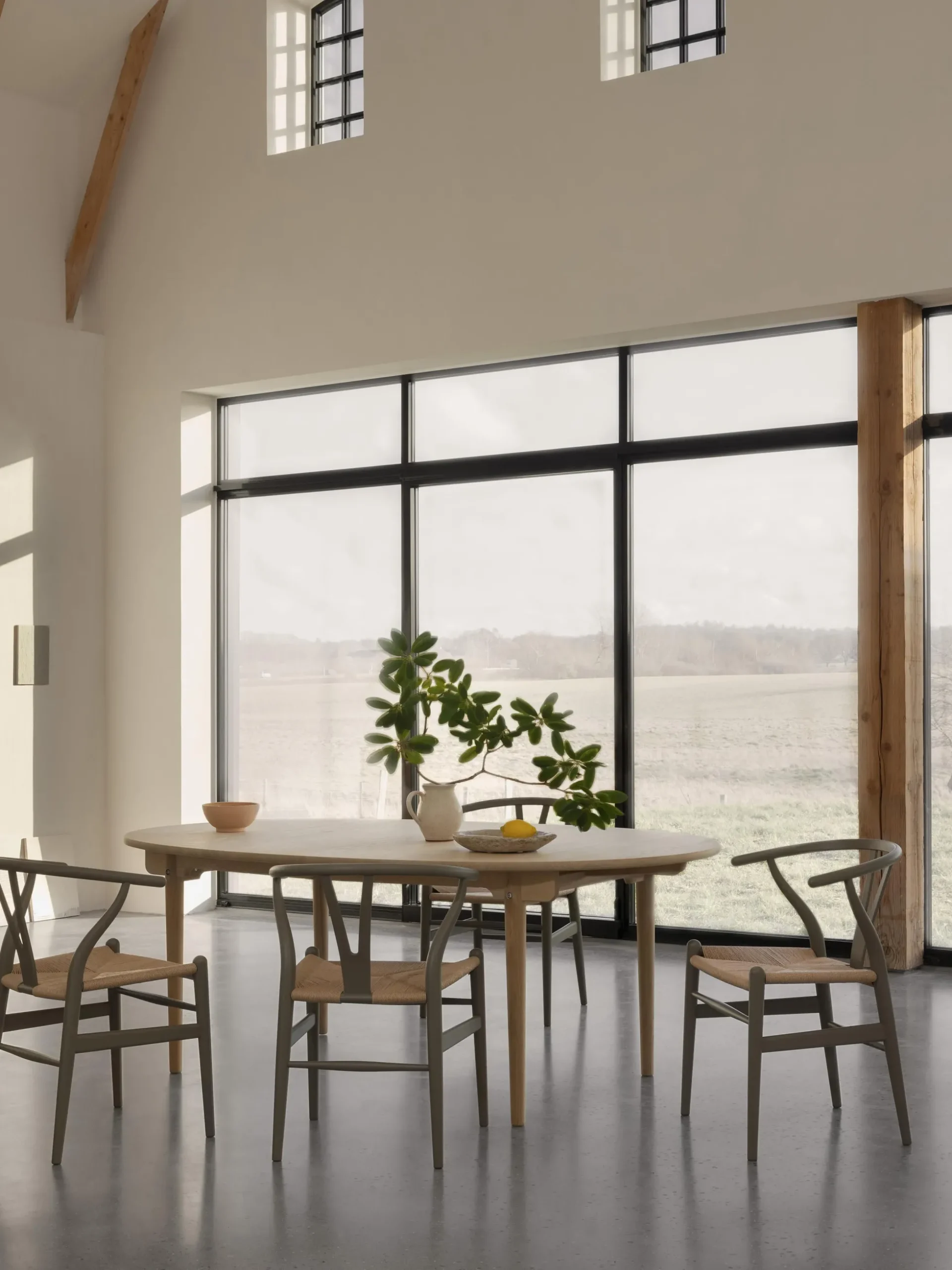 Sedia in legno con seduta intrecciata CH24 Wishbone Chair