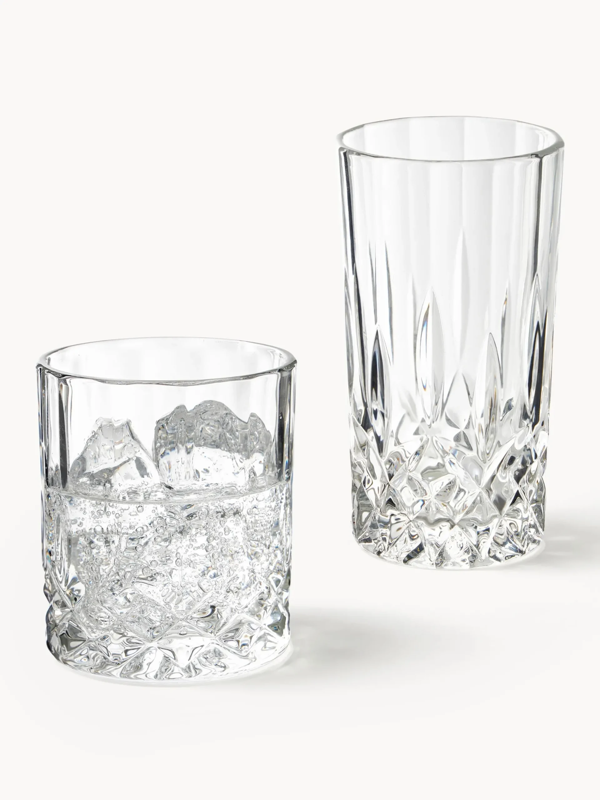 Set di 8 bicchieri in cristallo con rilievo George