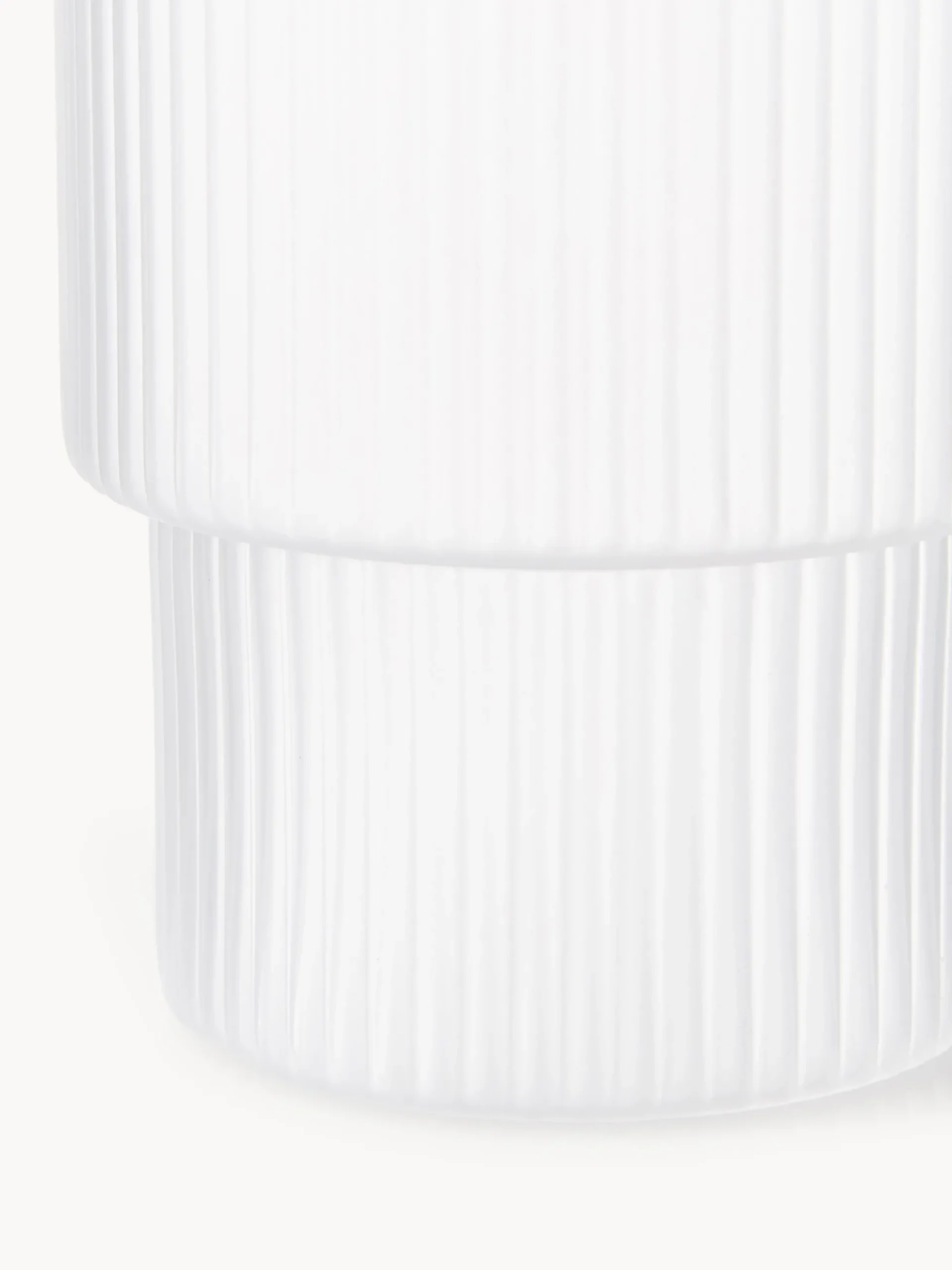 Set di 4 bicchieri per acqua in vetro soffiato con scanalatura in rilievo Ripple, 200 ml