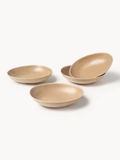 Set di 4 piatti fondi fatti a mano dalla forma organica Macey