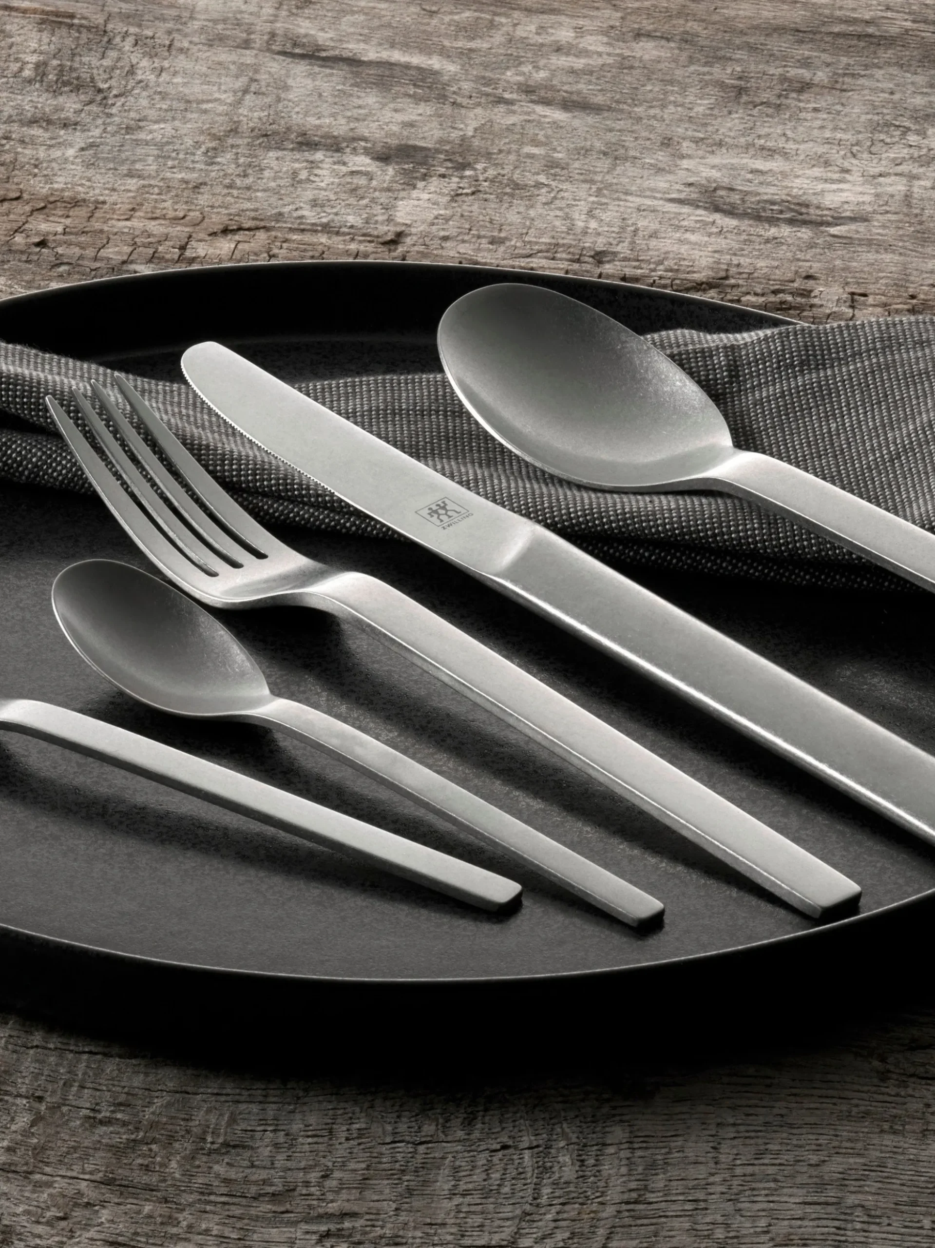 Set di 68 posate in acciaio inox Minimale, 12 persone