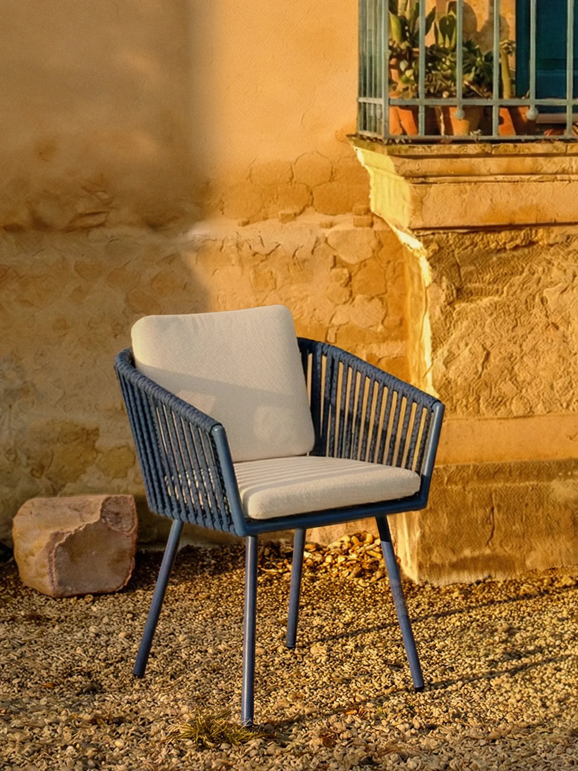 Set di 2 sedie da giardino con braccioli Malo