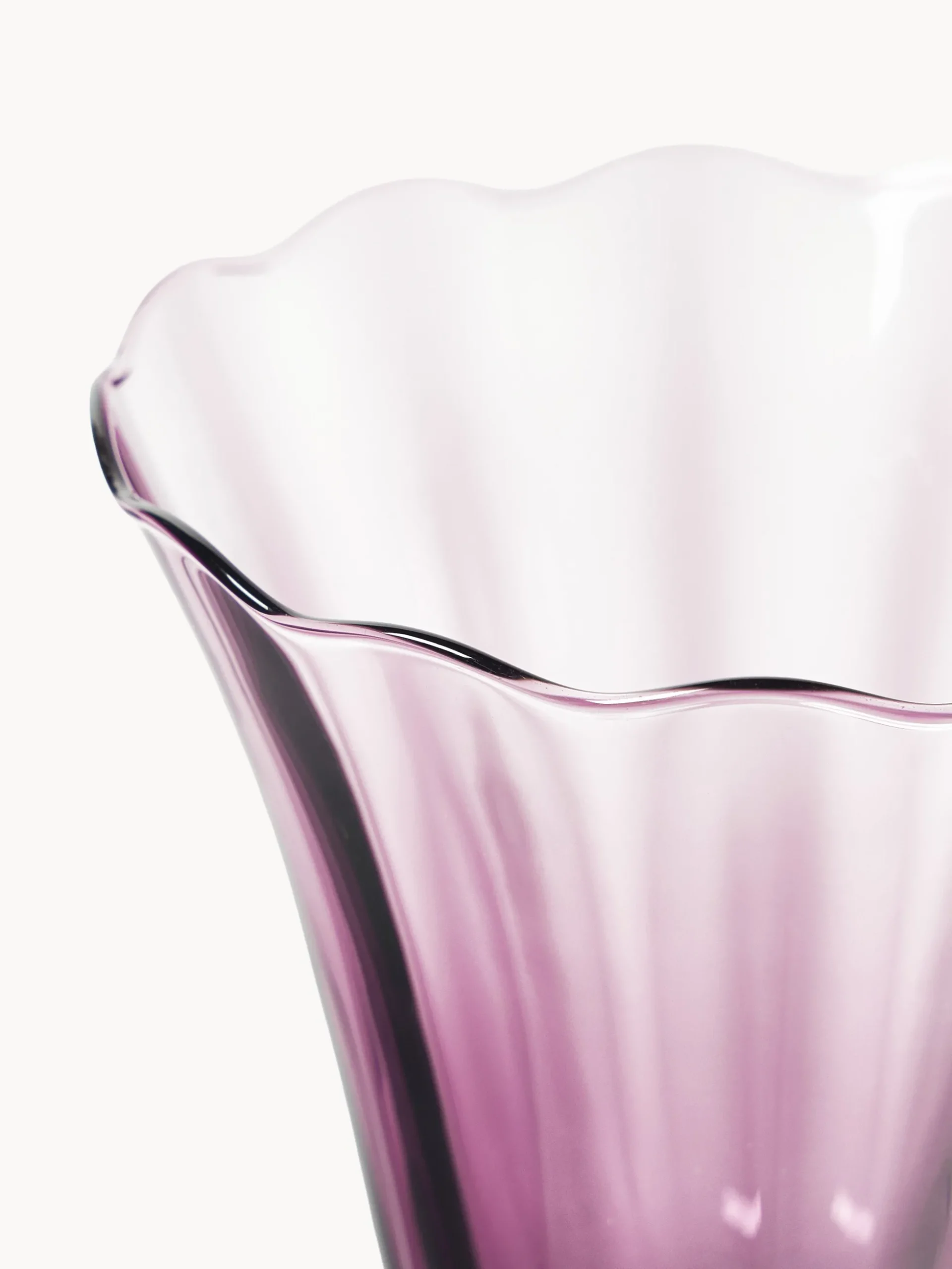 Set di 4 bicchieri da vino in vetro soffiato Tulya