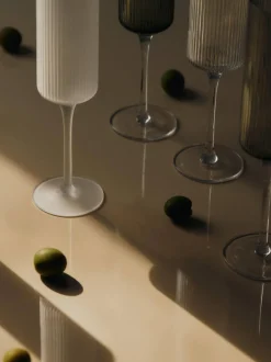 Set di 2 flute da champagne in vetro soffiato Ripple