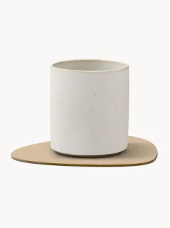 Set di 4 sottobicchieri in pelle fatti a mano dalla forma asimmetrica Curve