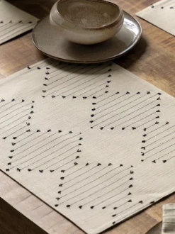 Set di 4 tovagliette americane in cotone Diamond Weave