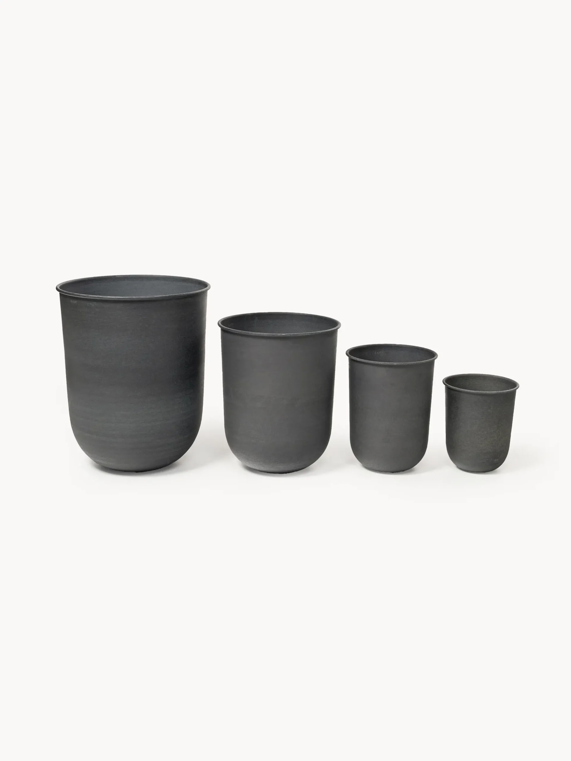 Set di 4 vasi per piante Out